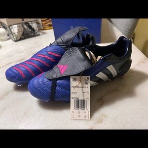 Adidas Predator Pulse UCL FG size 7